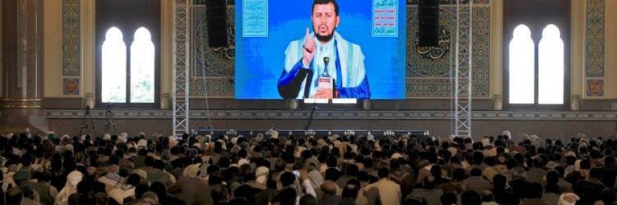 ميليشيا الحوثي تفرض برامج طائفية عسكرية في مساجد صنعاء