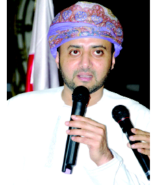 رئيس الاتحاد العماني يقيم مأدبة غداء للإعلاميين المشاركين في بطولة كأس الخليج