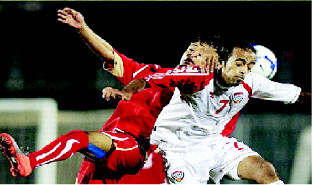 الإمارات تقدم أفضل عروضها  وتعبر البحرين إلى نصف النهائي