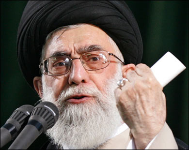 * رجل دين إيراني: إنكار وصاية 