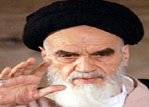  إيران: يجب وجود زعيم ديني في مصركـ الخميني 