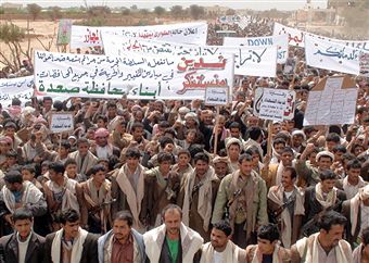 تجدد المواجهات بين عناصر التمرد الحوثي وشباب الثورة