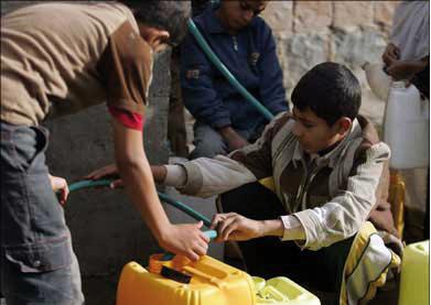مخاوف من حدوث أزمة إنسانية في اليمن 