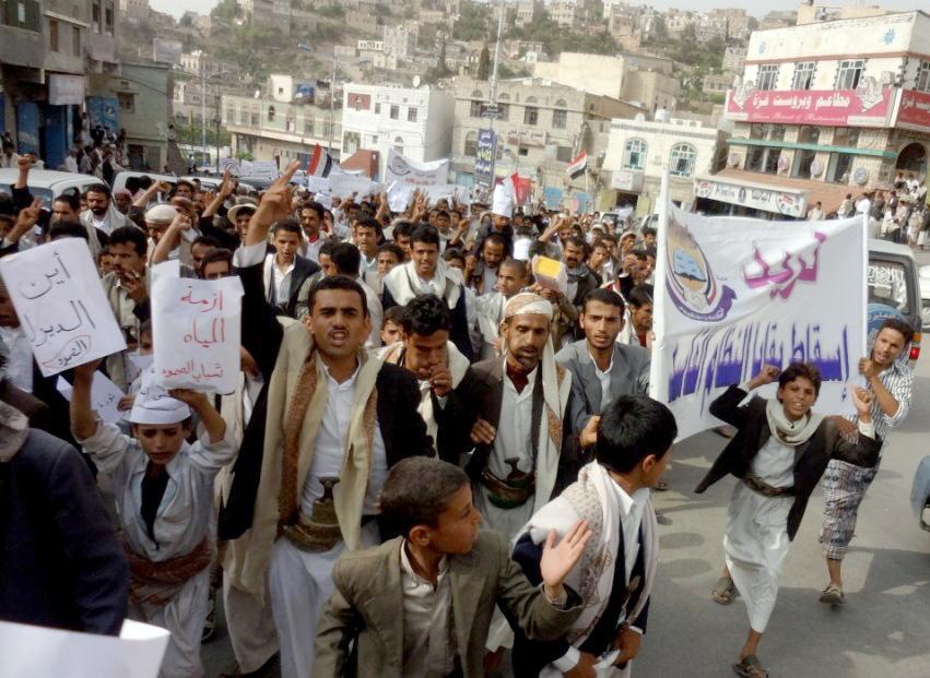  دعقين : على الدول الشقيقة والصديقة مساندة اليمنيين في خياراتهم