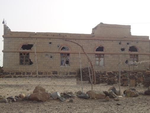 قصف عنيف على أرحب ودوي انفجارات تهز شمال العاصمة والقبائل تدمر دبابتين ومصفحة