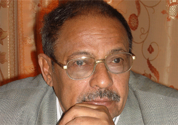 وفاة الكاتب الصحفي عبدالرحمن خُبارة بعد صراع طويل مع المرض