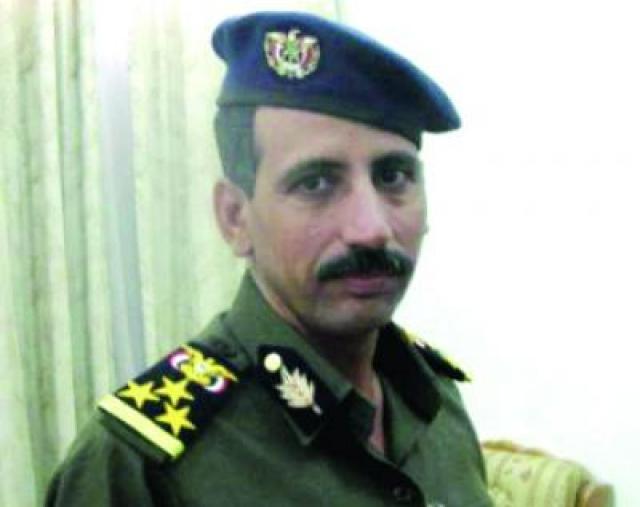 اللجنة العسكرية: قيران تنحى عن منصبه وغادر تعز إلى صنعاء