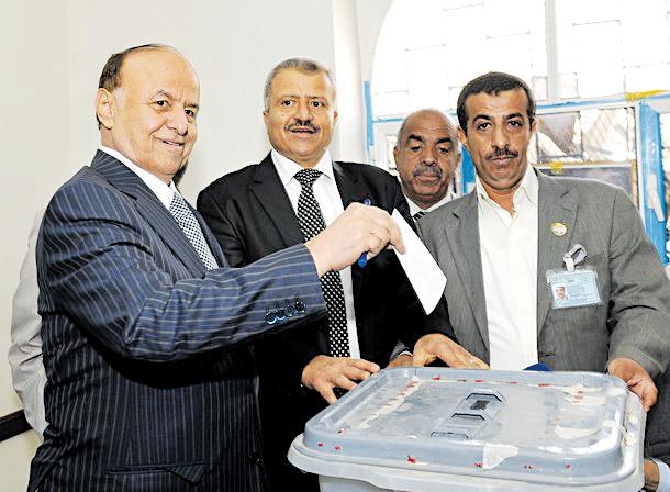 مصدر حكومي يؤكد أن هادي سيحصد أصواتاً تفوق ما حصل عليه المرشحان في 2006