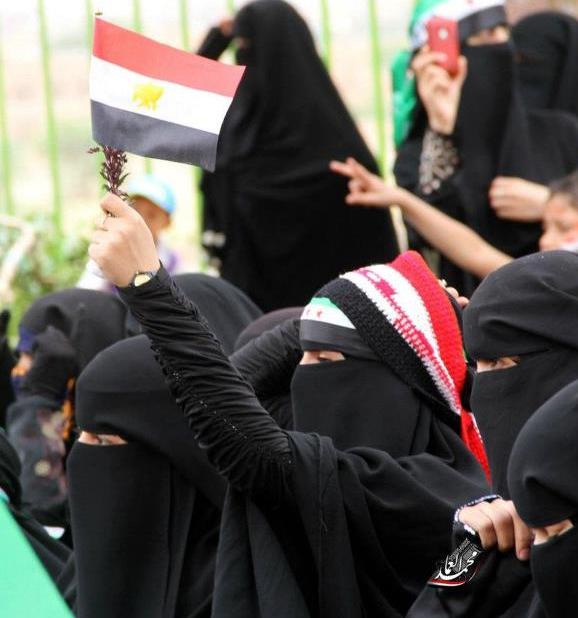 صنعاء.. القاضي يطالب الحوثيين بترك السلاح وعدم قتل الناس بشعار الموت لأميركا وإسرائيل