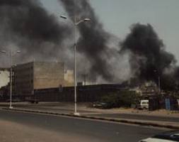مقتل شخصان في عدن وضبط خمسة آخرين يشتبه صلتهم بالسطو على 20 مليون ريال