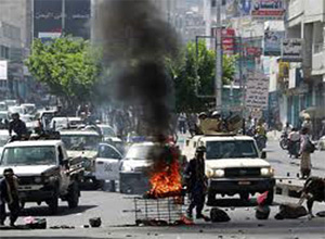 مقتل وإصابة نحو 10 في اشتباكات بين الأمن وسجناء محتجين بمركزي حجة