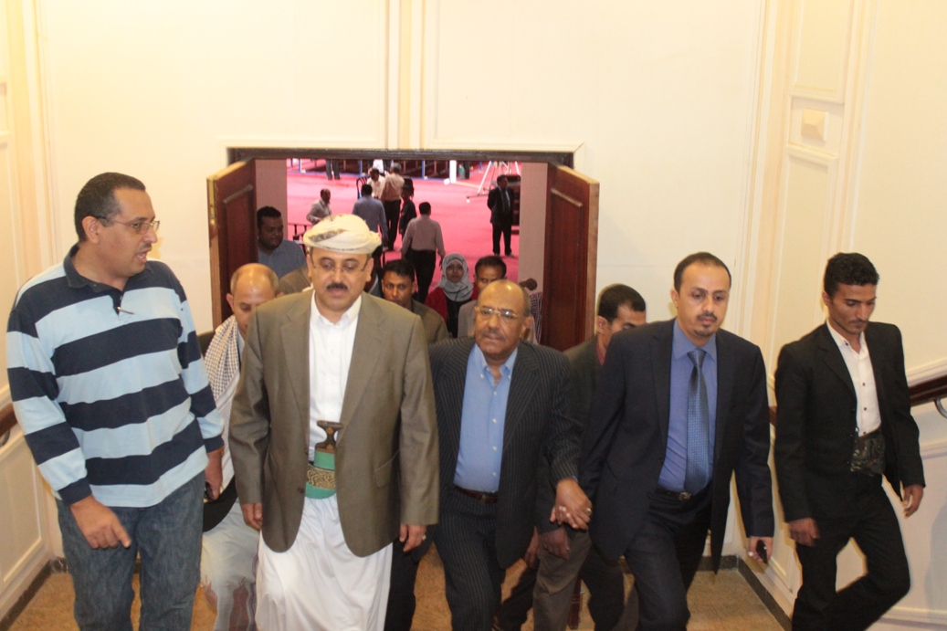 اللجنة المنظمة لبطولة اليمن العالمية للملاكمة العربية تناقش الترتيبات النهائية للبطولة