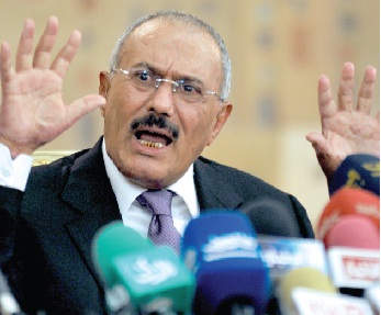 صالح ينتقد هادي ويطالب بتغيير النظام ويتهم الحكومة بالفشل 