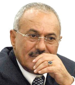 صالح يدعو لتغيير النظام والمؤتمر وحلفاءه يؤكد رفضه التمديد للرئيس هادي