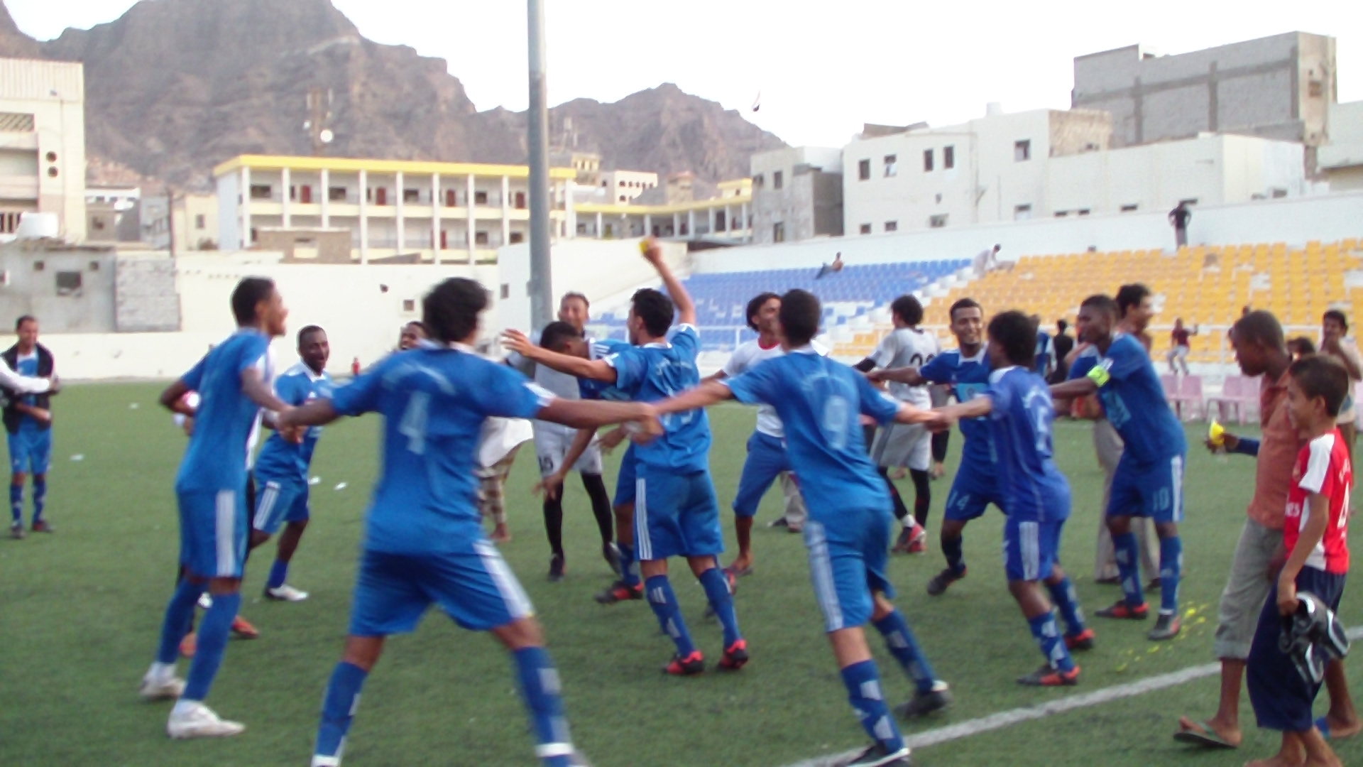 شباب الجيل وشعب صنعاء يتأهلان رسمياً إلى دوري الأضواء 