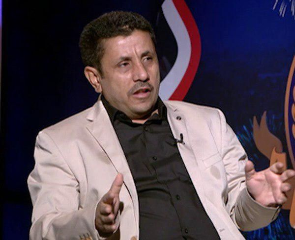 الباحث جابر يحذّر من مصالحة قد تؤجل المعركة الكبرى ويكشف عن سر اختراق الحركة الحوثية للنظام الجمهوري