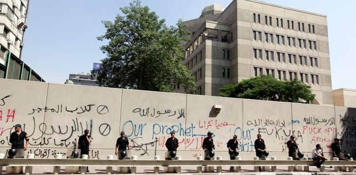 الداخلية المصرية توقف “متطرفا” قرب السفارة الأميركية
