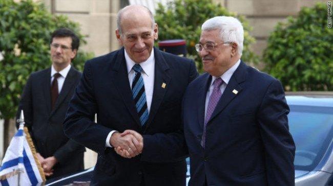 أولمرت: عباس الوحيد القادر على تحقيق السلام مع إسرائيل