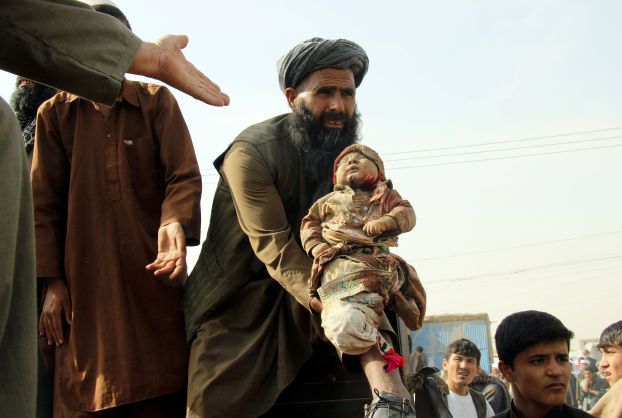 مقتل 25 مدنياً بينهم نساء وأطفال بعمليتين جويتين في أفغانستان