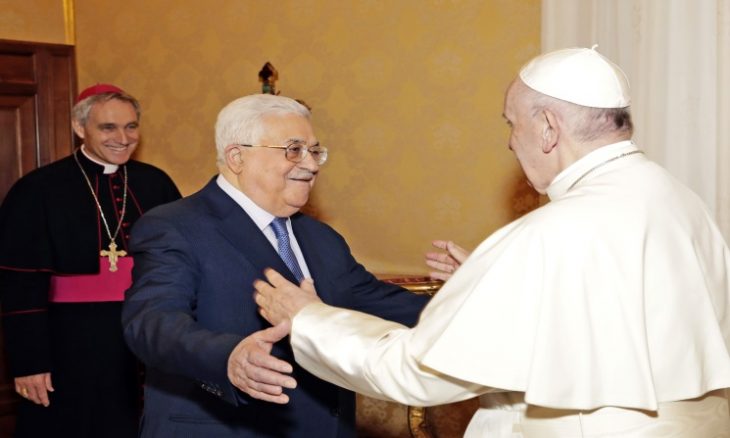 الرئيس الفلسطيني يلتقي بابا الفاتيكان