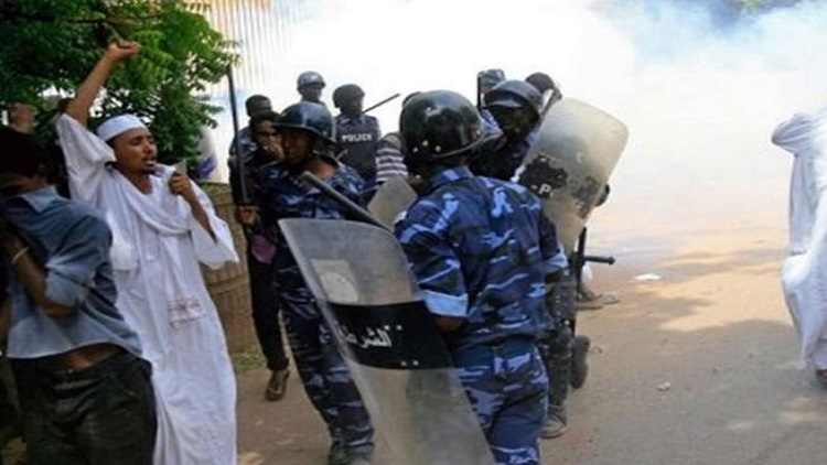 قوات الأمن السودانية تعتقل محاضرين بجامعة الخرطوم