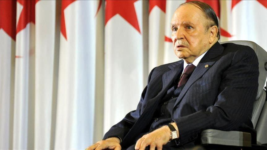 بوتفليقة يحدد 18 أبريل موعدا لانتخابات الرئاسة في الجزائر