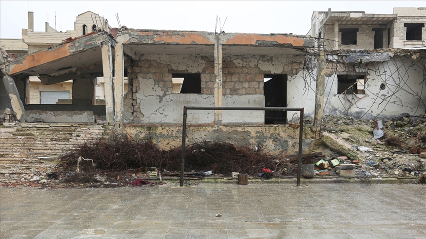 انتهاكات النظام السوري لـ”سوتشي” تتسبب بإغلاق 334 مدرسة