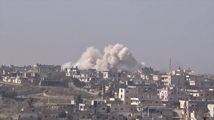 مقتل 3 مدنيين في قصف للنظام السوري على إدلب
