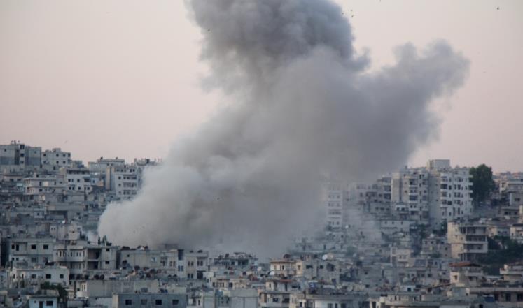 سوريا.. قصف عنيف على المدنيين وصواريخ تستهدف قاعدة حميميم