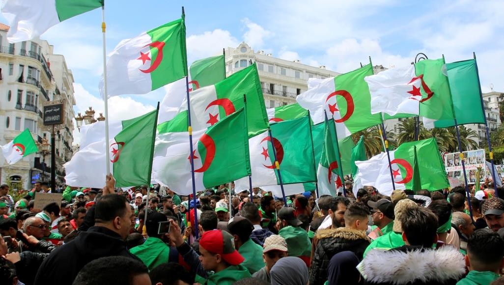 الجزائر... مظاهرات حاشدة في الجمعة العشرين تزامنا مع ذكرى الاستقلال