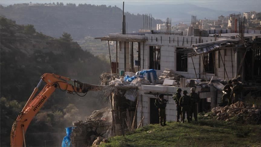 الجيش الإسرائيلي يهدم منزلاً فلسطينيا قيد الإنشاء جنوبي الضفة