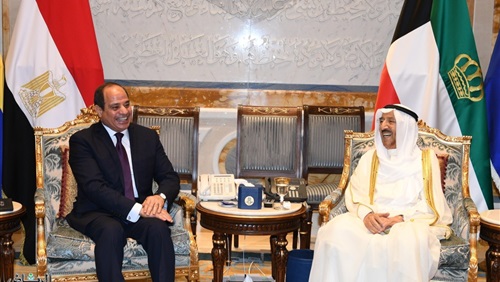 أمير الكويت والرئيس المصري يبحثان المستجدات الإقليمية والدولية
