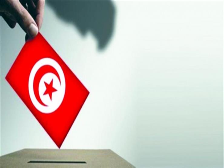 حملات الانتخابات الرئاسية تطوي يومها الأخير في تونس لتبدأ حملات التشريعية