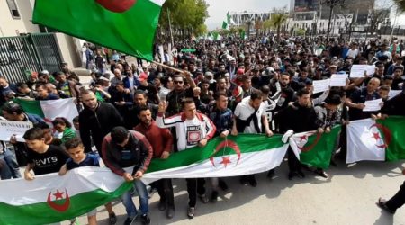 الجزائر: في ذكرى “انتفاضة 5 أكتوبر”.. زخم جديد للحراك في الجمعة الـ33