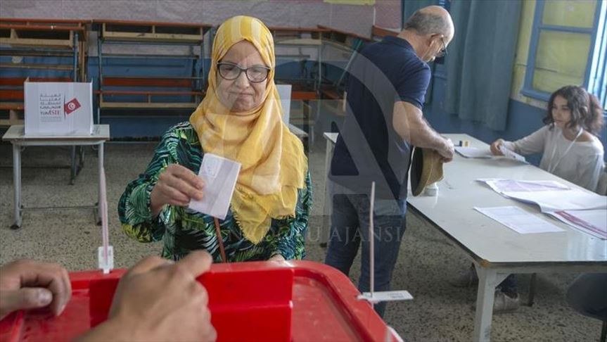 رئاسية تونس.. نسبة المشاركة بالدور الثاني ترتفع إلى 39.2 %