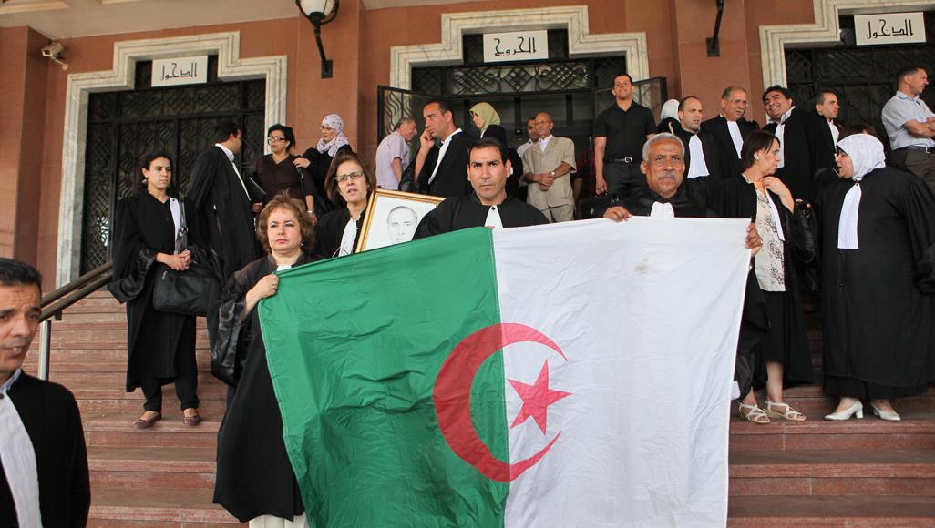 القضاة في الجزائر يعلنون إنهاء إضرابهم