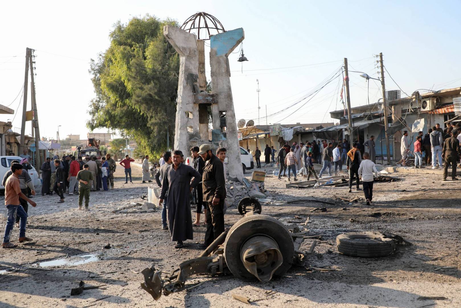 8 قتلى في انفجار سيارة مفخخة في منطقة سيطرة الجيش التركي شمال سوريا