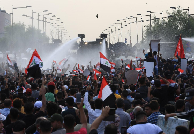 سياسي عراقي: إنهاء النفوذ الإيراني وإزالة النظام أهم مطالب المتظاهرين