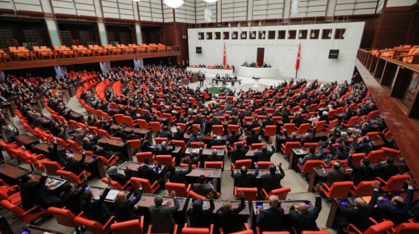 البرلمان التركي يوافق على مشروع يسمح بإرسال قوات إلى ليبيا