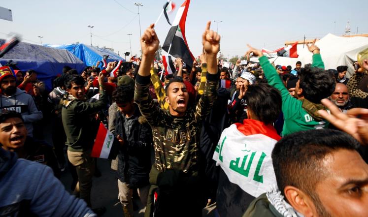 العراق.. تهديد بتصعيد الاحتجاجات والسيستاني يدين العنف ضد المحتجين