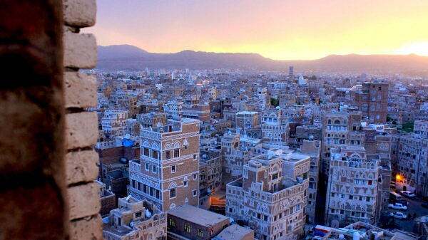 برلماني يمني يطلق مبادرة للتخفيف عن المستأجرين في زمن كورونا ويسامح المستاجرين منه بإيجار شهر