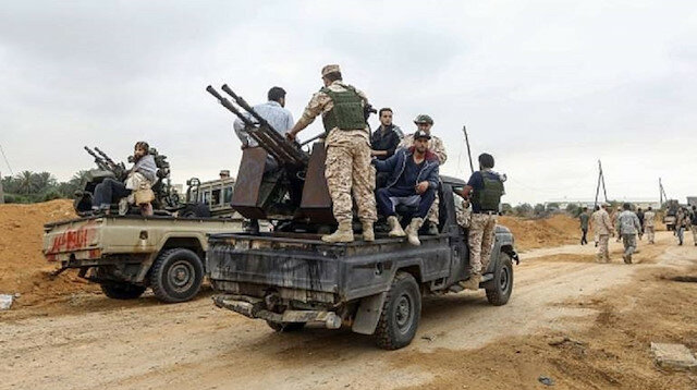 “الوفاق” تصد هجوما لمليشيات حفتر قرب سرت والأخير يقطع الكهرباء عن نصف ليبيا