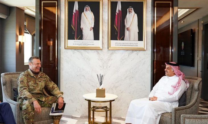 مباحثات قطرية أمريكية لتعزيز التعاون العسكري