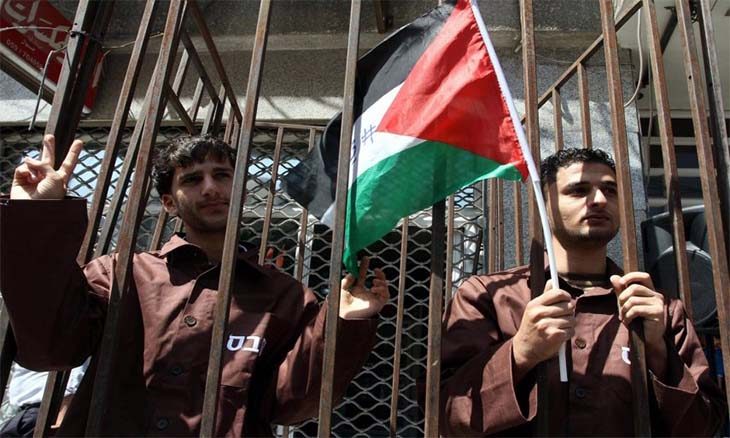 مطالبة سلطات الاحتلال بتوفير ظروف مناسبة لحماية الأسرى الفلسطينيين من الوباء