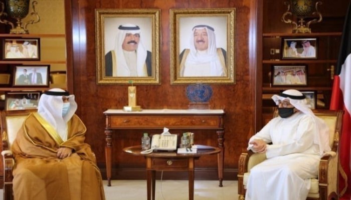 الكويت تنفي طلبها نقل سفير الإمارات