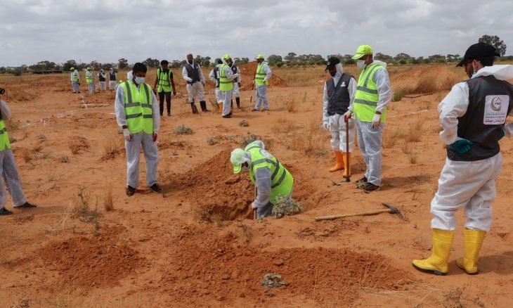 لجنة برلمانية تجتمع مع “العفو الدولية” لتوثيق جرائم حفتر والوفاق تتهم طيران اجنبيا بقصف قاعدة جوية