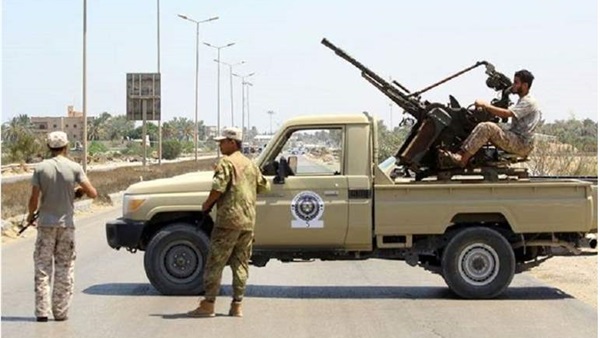 حقائق: ما الذي يتضمنه اتفاق وقف إطلاق النار في ليبيا؟