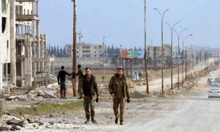11 قتيلاً من قوات النظام في اشتباكات مع تنظيم “الدولة” في شرق سوريا