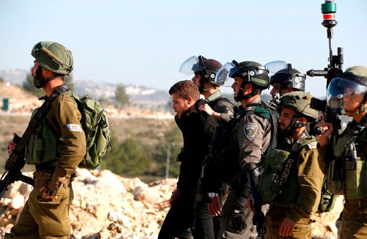 اعتقالات ومداهمات واسعة للاحتلال بمدن الضفة الغربية