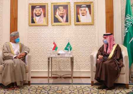 وزيرا خارجية عمان والسعودية يؤكدان أهمية العمل الخليجي ومتابعة نتائج قمة العُلا